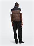 ONSMAVERICK PUFFER VEST OTW hot fudge