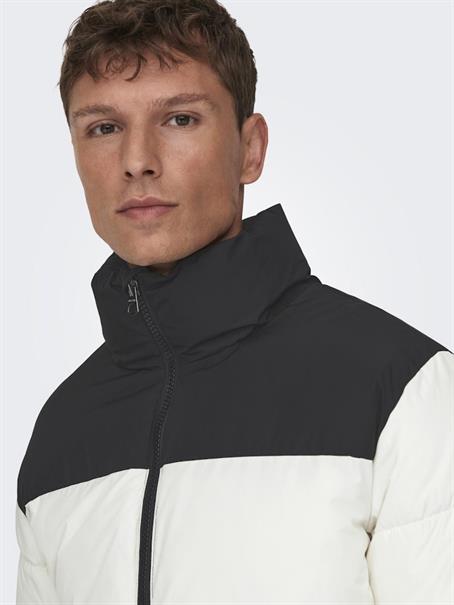 ONSMELVIN LIFE LF PUFFER JACKET OTW VD antique white
