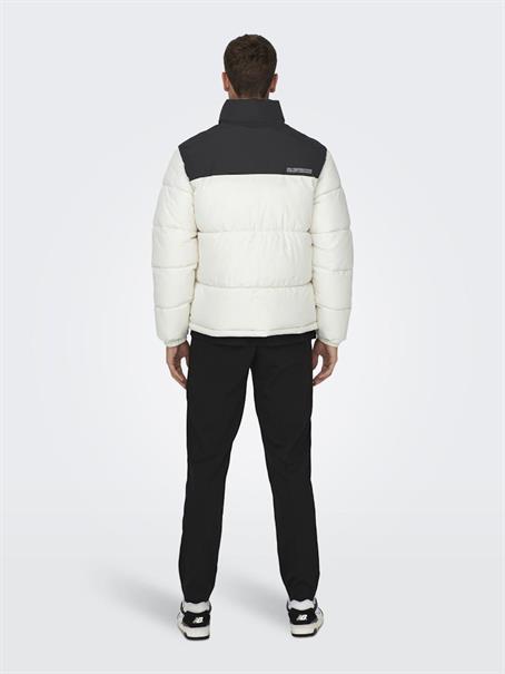 ONSMELVIN LIFE LF PUFFER JACKET OTW VD antique white