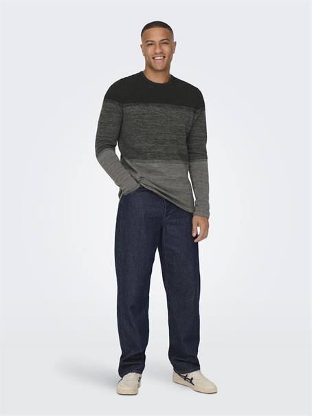 ONSPANTER REG 12 STRUC CREW KNIT NOOS dunkelgrün2