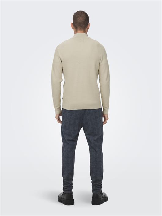 onsphil-reg-12-struc-half-zip-knit-noos-silver-lining