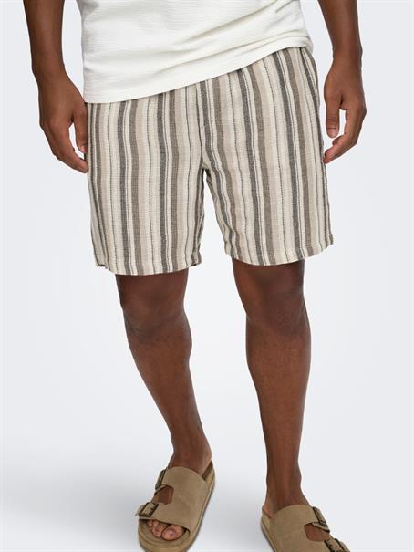 ONSTREV LIFE REG STRU STRIPE SHORTS NOOS gardenia