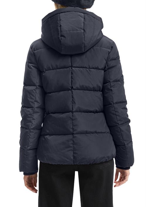 outdoor-jacke-blau