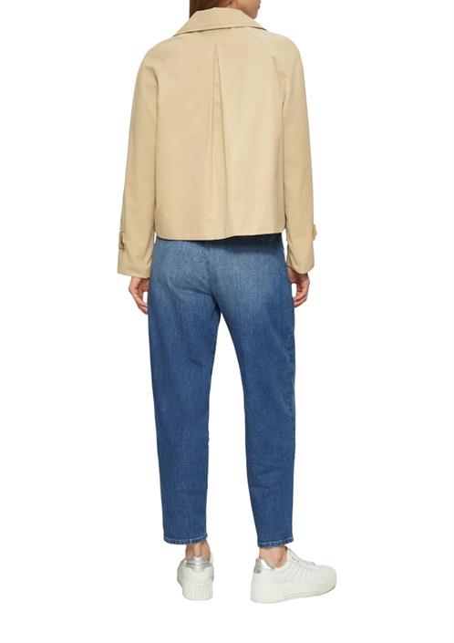 outdoor-jacke-braun
