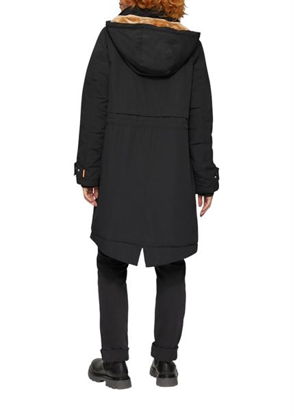 Outdoor-Mantel schwarz