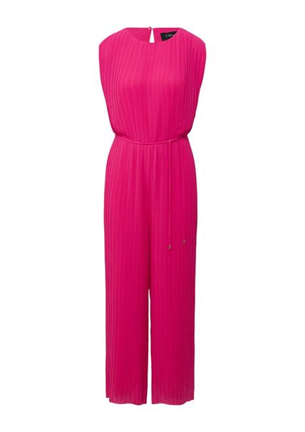 Overall pink
