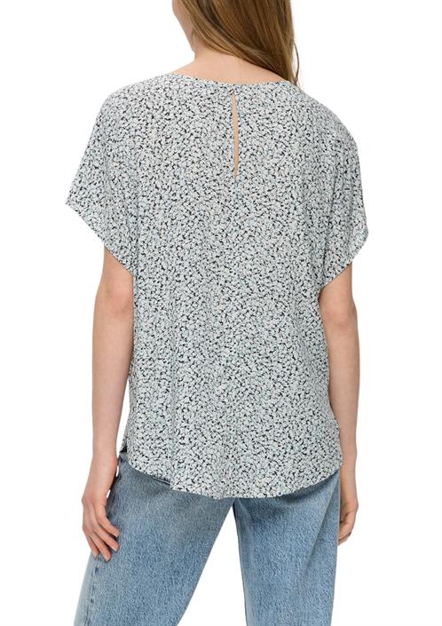 oversized-viskose-bluse-mit-verlängertem-rückenteil-grau