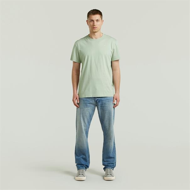 pale green