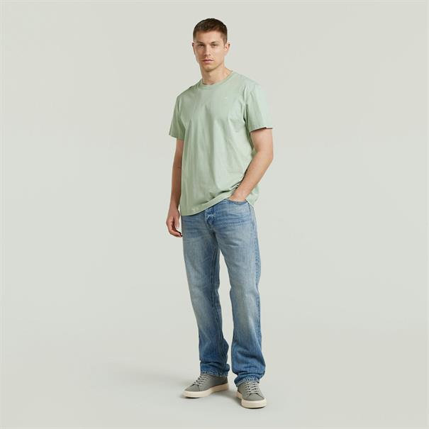pale green