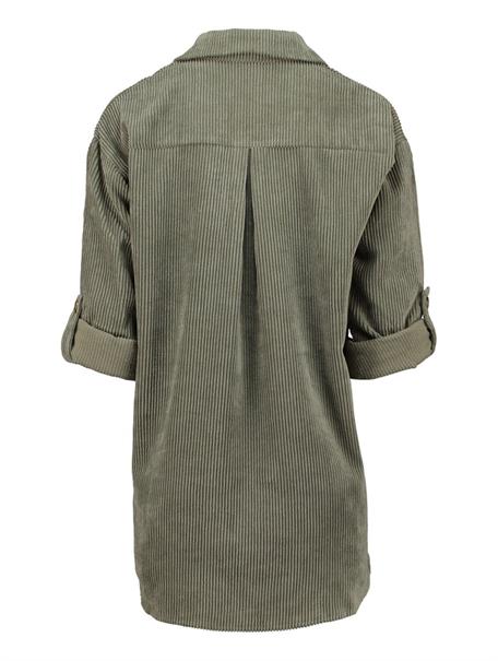 pale green