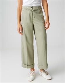 pale olive