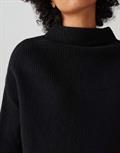Pasika black