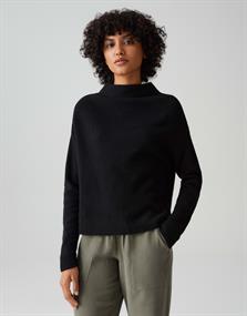 Pasika black