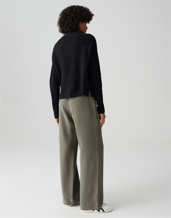 pasika-black