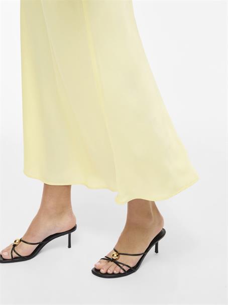 pastel yellow