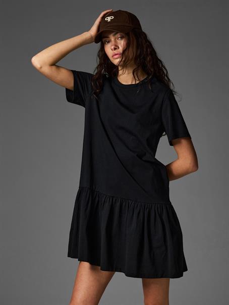 PCDISSO SS O-NECK DRESS JRS NOOS BC black