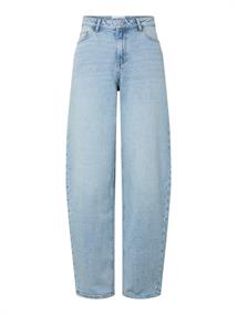 PCGRACE MW BARREL ANK JEANS NOOS BC light blue denim
