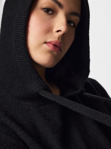 PCMALOU LS KNIT HOODIE NOOS BC black