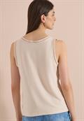 pearl beige