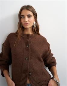 pecan brown