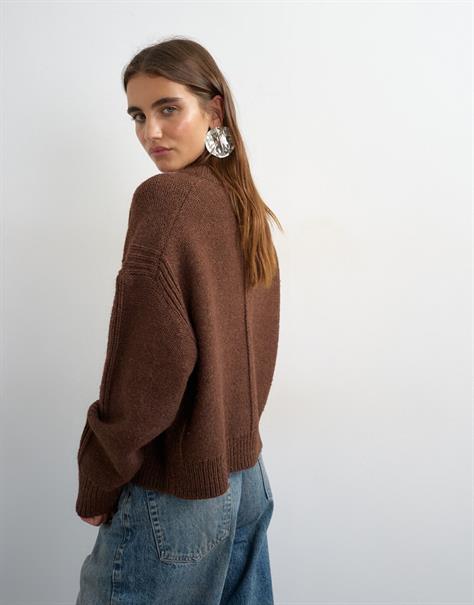 pecan brown