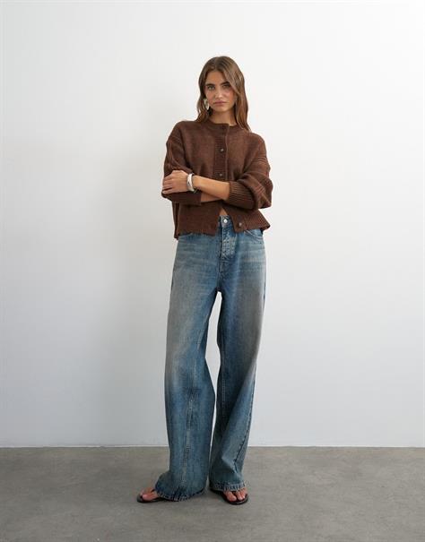 pecan brown