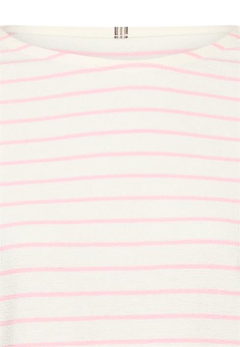 pink-milk-white