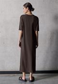 plummy brown