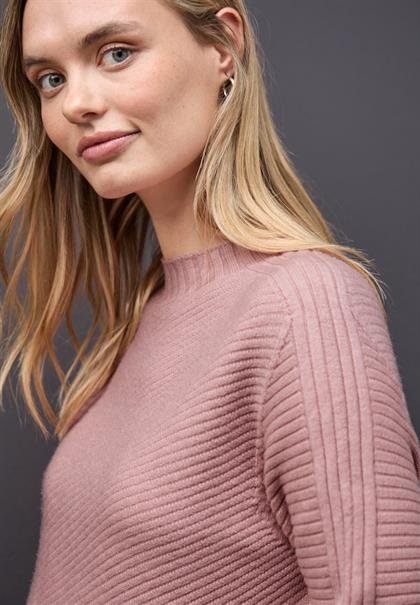 powder pink mel.