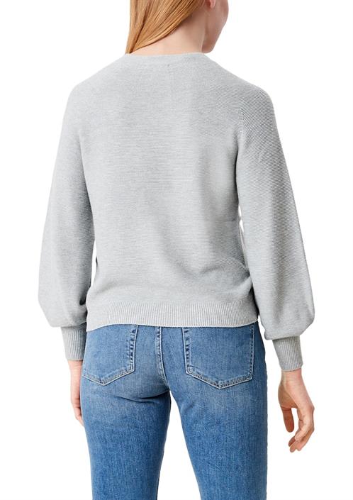 pullover-grau