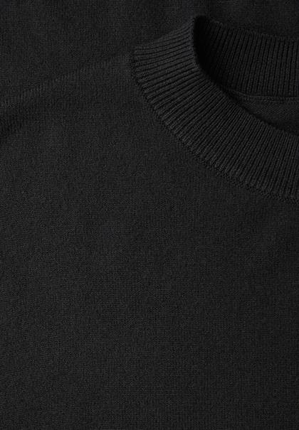 Pullover im Feinstrick black