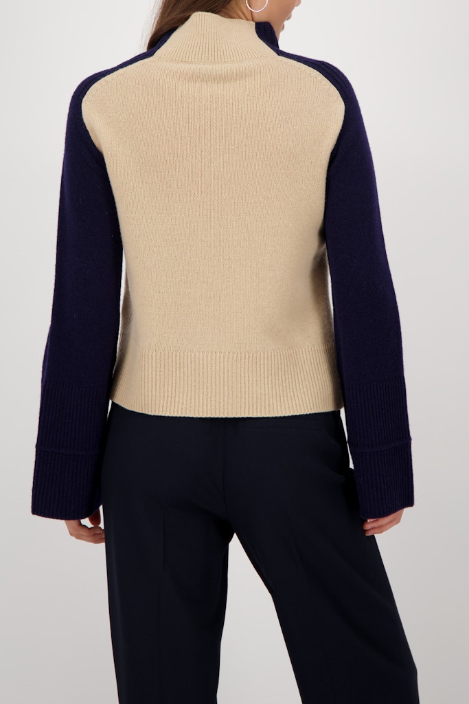 pullover-mit-colorblock-design-cinnamon
