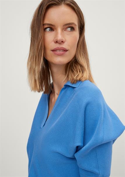 Pullover mit Fledermausärmel blau