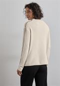 Pullover mit Kontrastdetail cream white melange