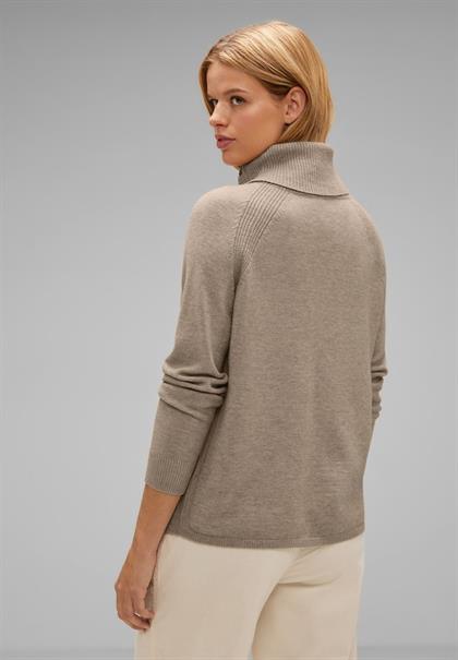 Pullover mit Rollkragen bleached sand melange