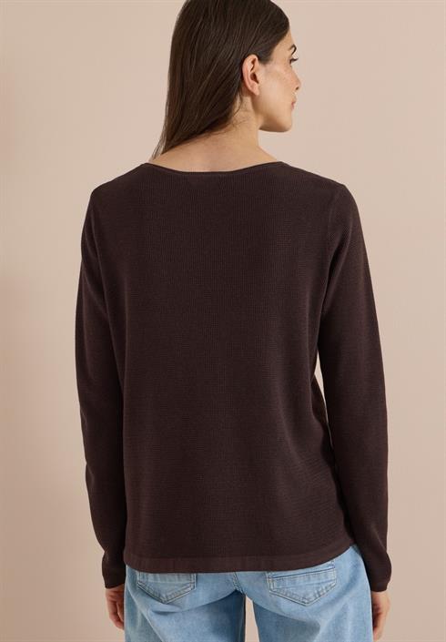 pullover-mit-rundhals-und-struktur-truffle-brown
