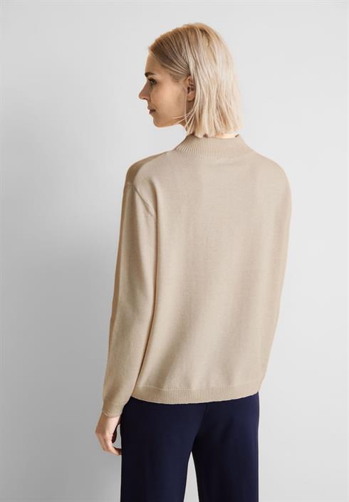 pullover-mit-stickerei-whisper-cream-melange