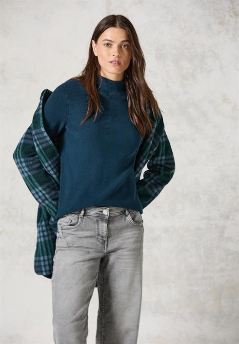 pullover-mit-strukturmix-oil-blue