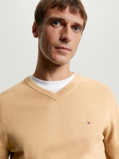 Pullover mit V-Ausschnitt brown