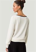 Pullover patch creamblack