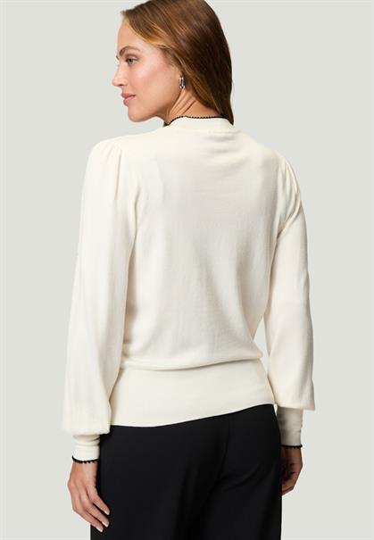 Pullover patch creamblack