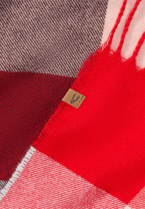 red-checks