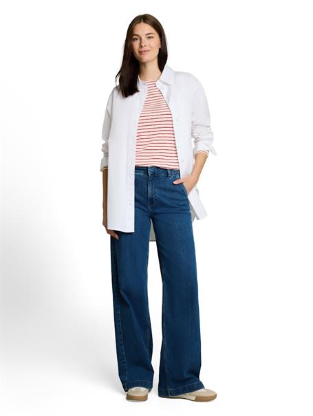 red offwhite stripe