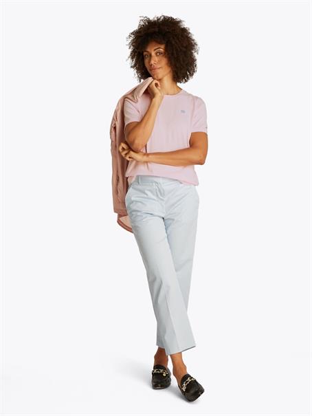 REG CONTRAST FLAG SS TEE light pink
