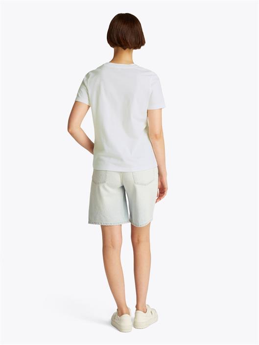 reg-script-c-nk-tee-ss-ecru