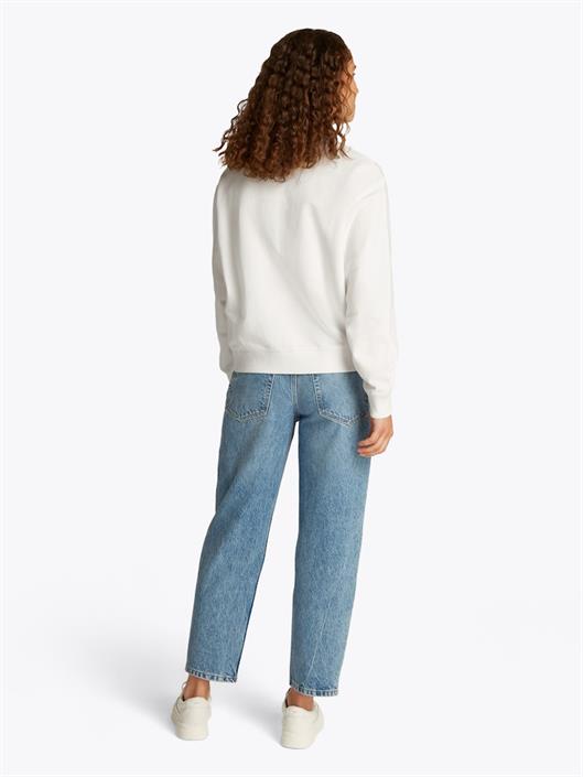 reg-script-sweatshirt-ecru