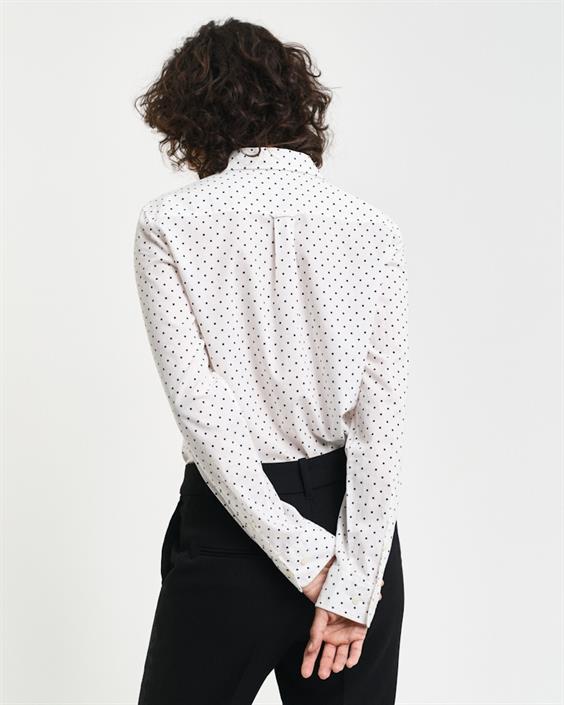 regular-fit-bluse-aus-baumwoll-voile-mit-punktemuster-eggshell
