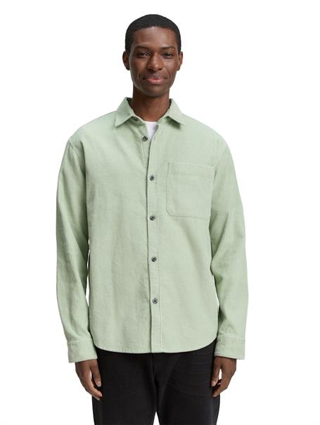 Relaxed Fit Cordhemd mit Brusttasche fresh mint green