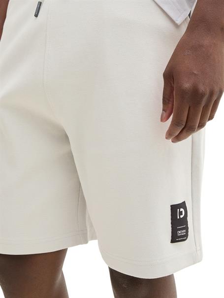 Relaxed Fit Sweatshorts mit Stretch chalk grey