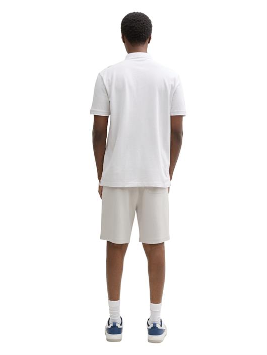 relaxed-fit-sweatshorts-mit-stretch-chalk-grey
